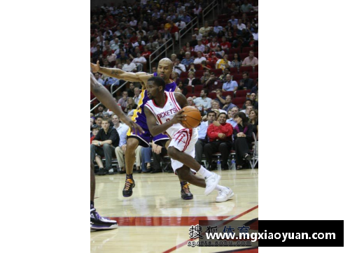NBA直播热点：火箭对阵湖人，精彩实时报道！
